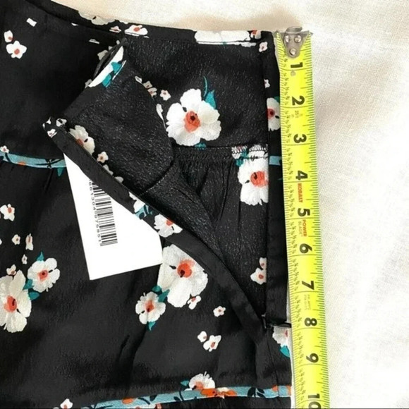NEW BA&SH Bia floral print crepe mini skirt - Picture 9 of 13